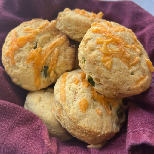 Jalapeño Chedda’ Biscuits