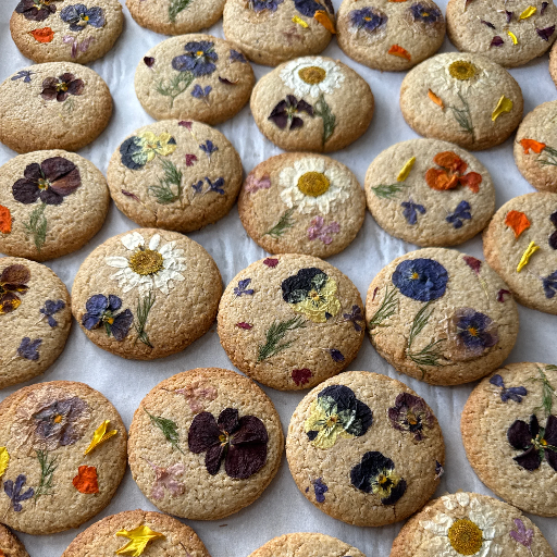 Pressed Flower Cookies